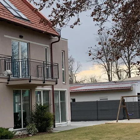 Hama Fresh Garden Wellness Apartman Siofok